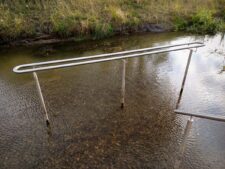 Wassertret-Gelegenheit in der Altmühl bei Gunzenhausen (Foto: Ralph Stenzel)